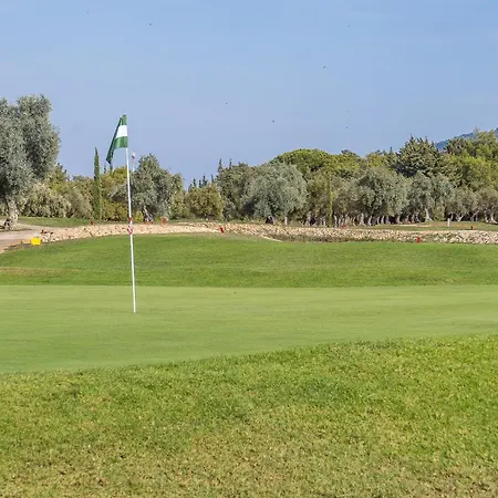 Апартаменты Cubo's Oasis Lauro Golf Альхаурин-де-ла-Торре